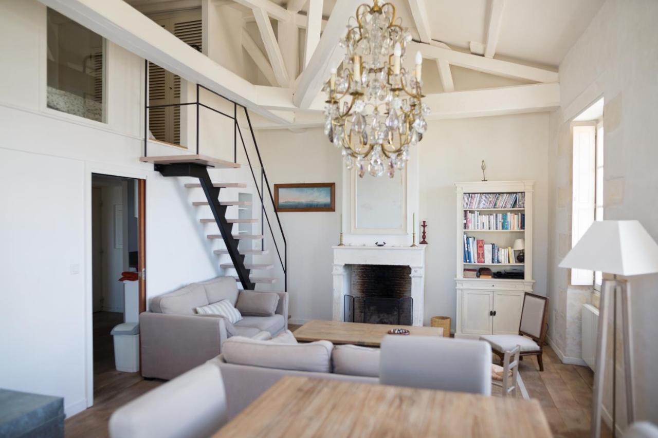 XVIII Century Gem With Magnificent Views Of The Harbour With A Private Garage Apartment Saint-Martin-de-Re ภายนอก รูปภาพ